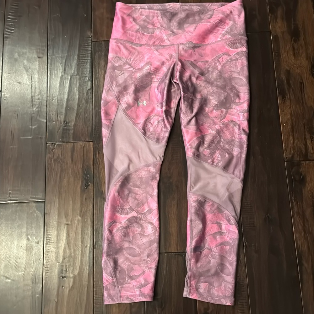 Under Armour compression leggings 7/8